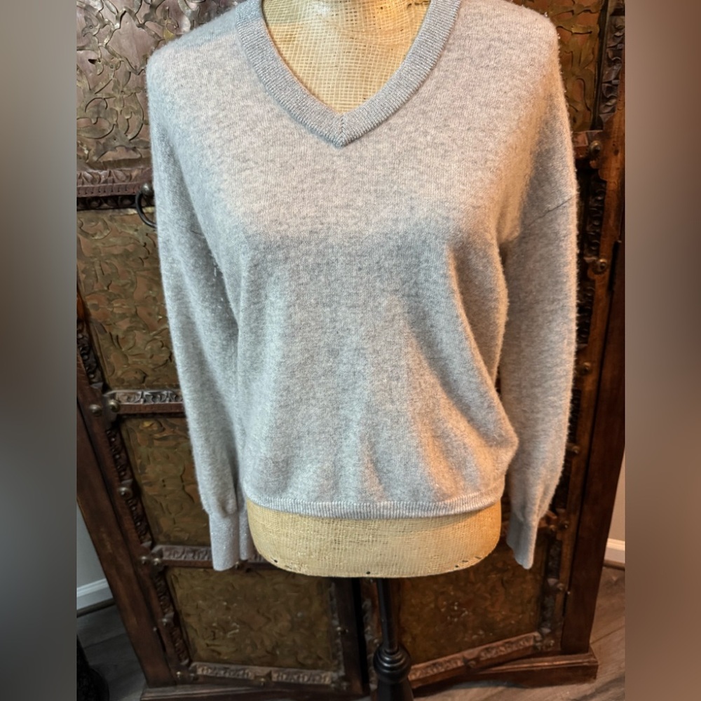 Lilly Pulitzer Gray V-Neck Women's cashmere Sweater S